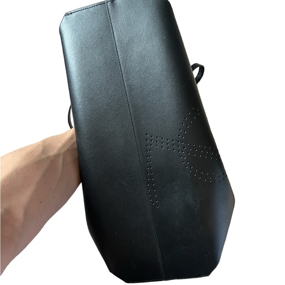 Yves Saint Laurent Monogram Black in Leather Tote Bag - Picture 6 of 12